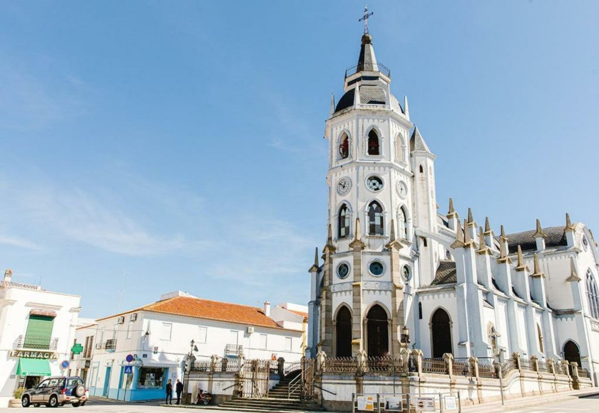 Montimerso Skyscape Country House