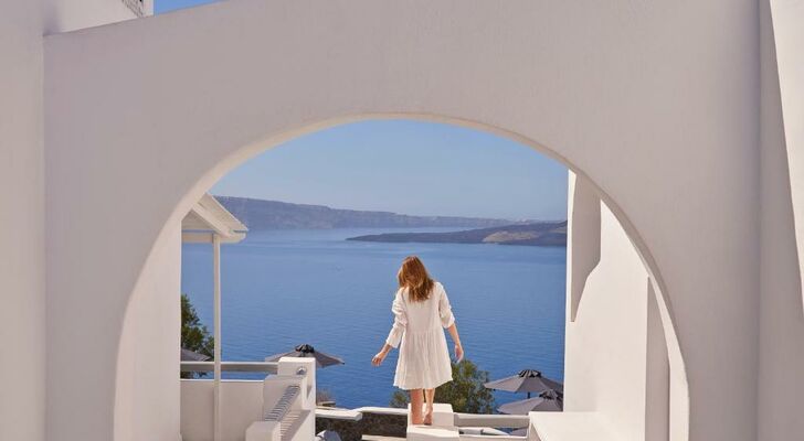 Mr and Mrs White Santorini