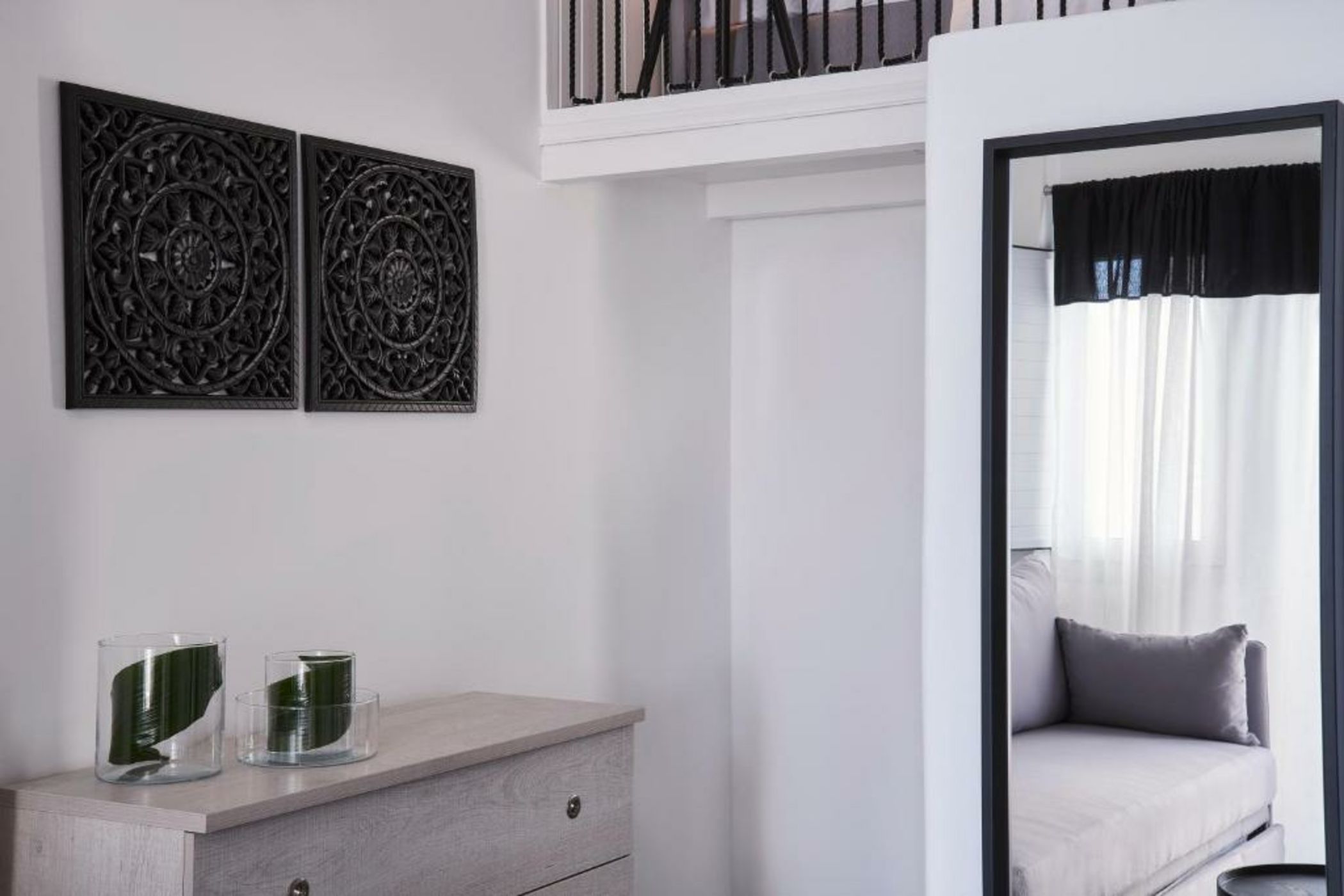 Mr and Mrs White Santorini