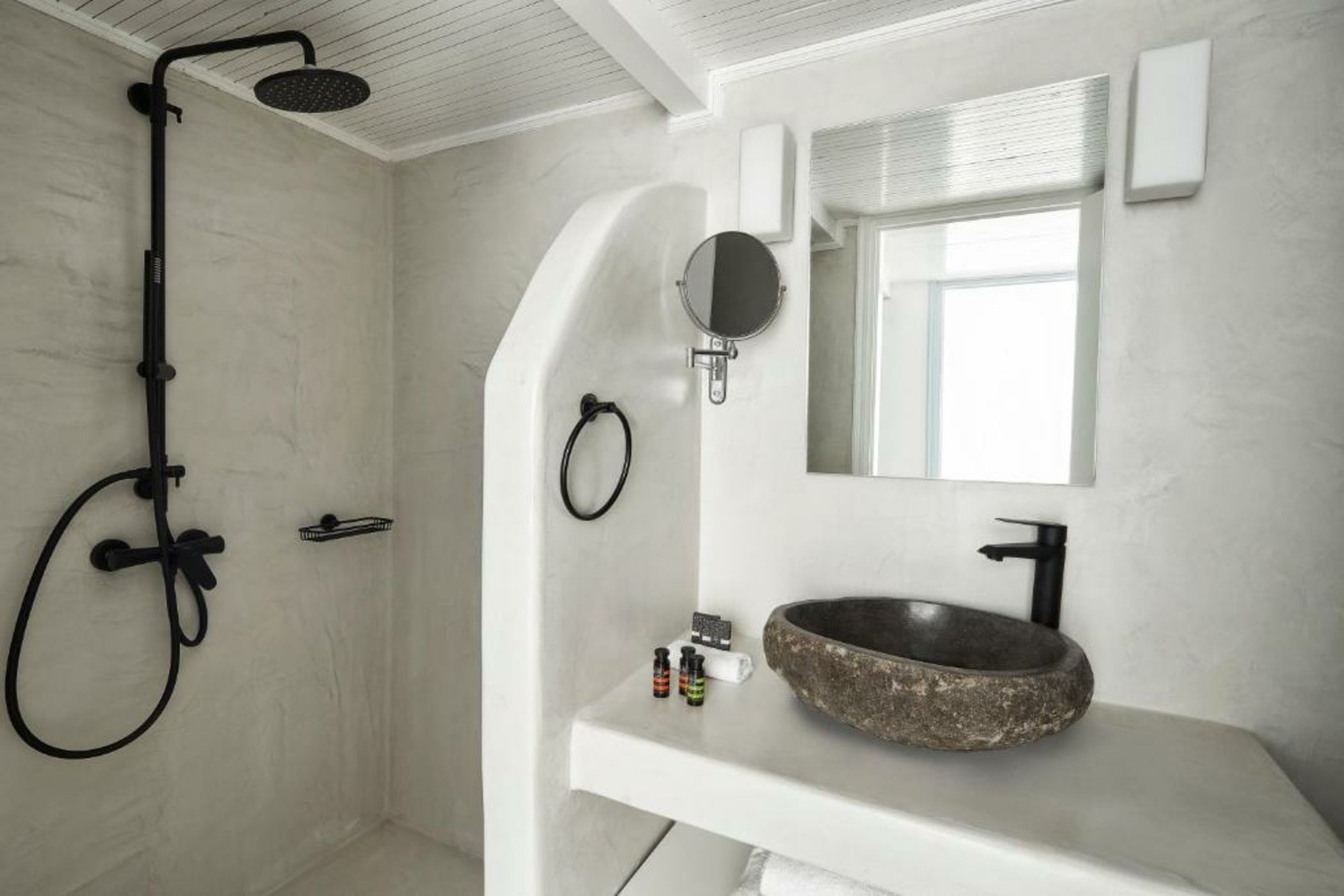 Mr and Mrs White Santorini