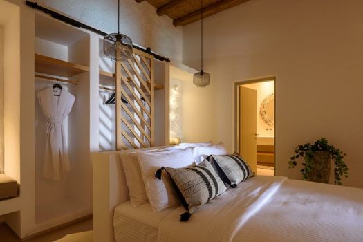 Este Luxury Suites