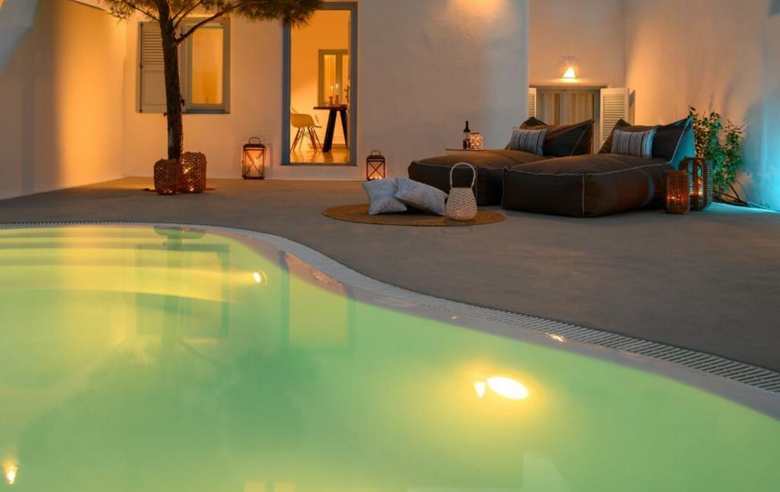 Este Luxury Suites, a Design Boutique Hotel Fira, Greece