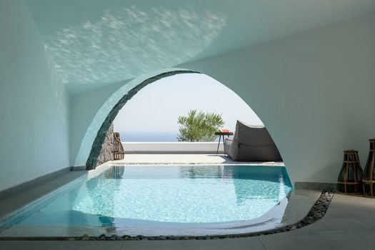 Este Luxury Suites
