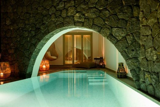 Este Luxury Suites