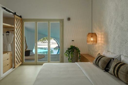 Este Luxury Suites
