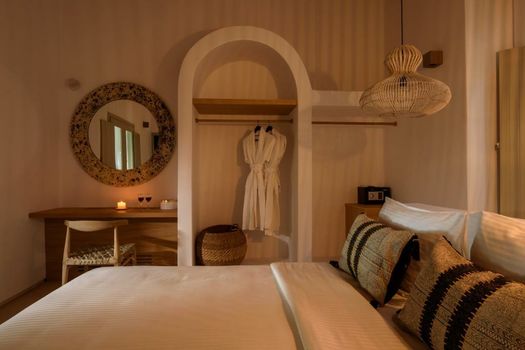 Este Luxury Suites