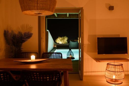Este Luxury Suites