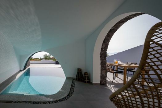 Este Luxury Suites