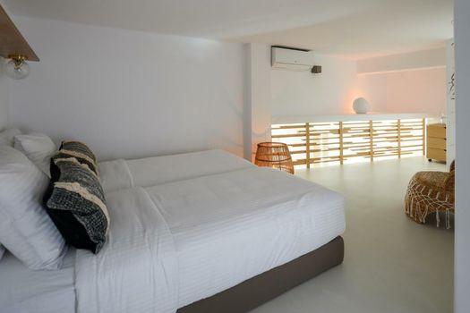 Este Luxury Suites