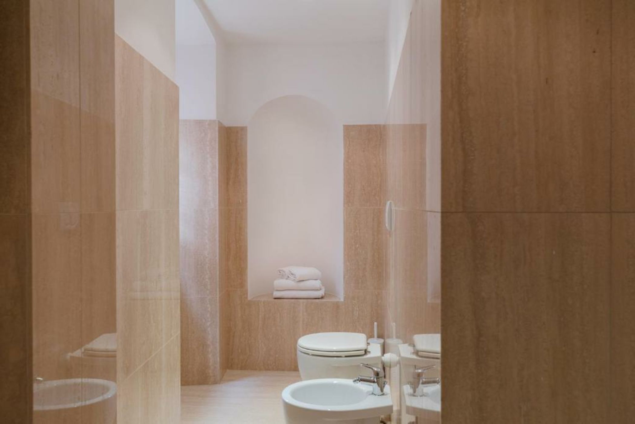 Pantheon Royal Boutique