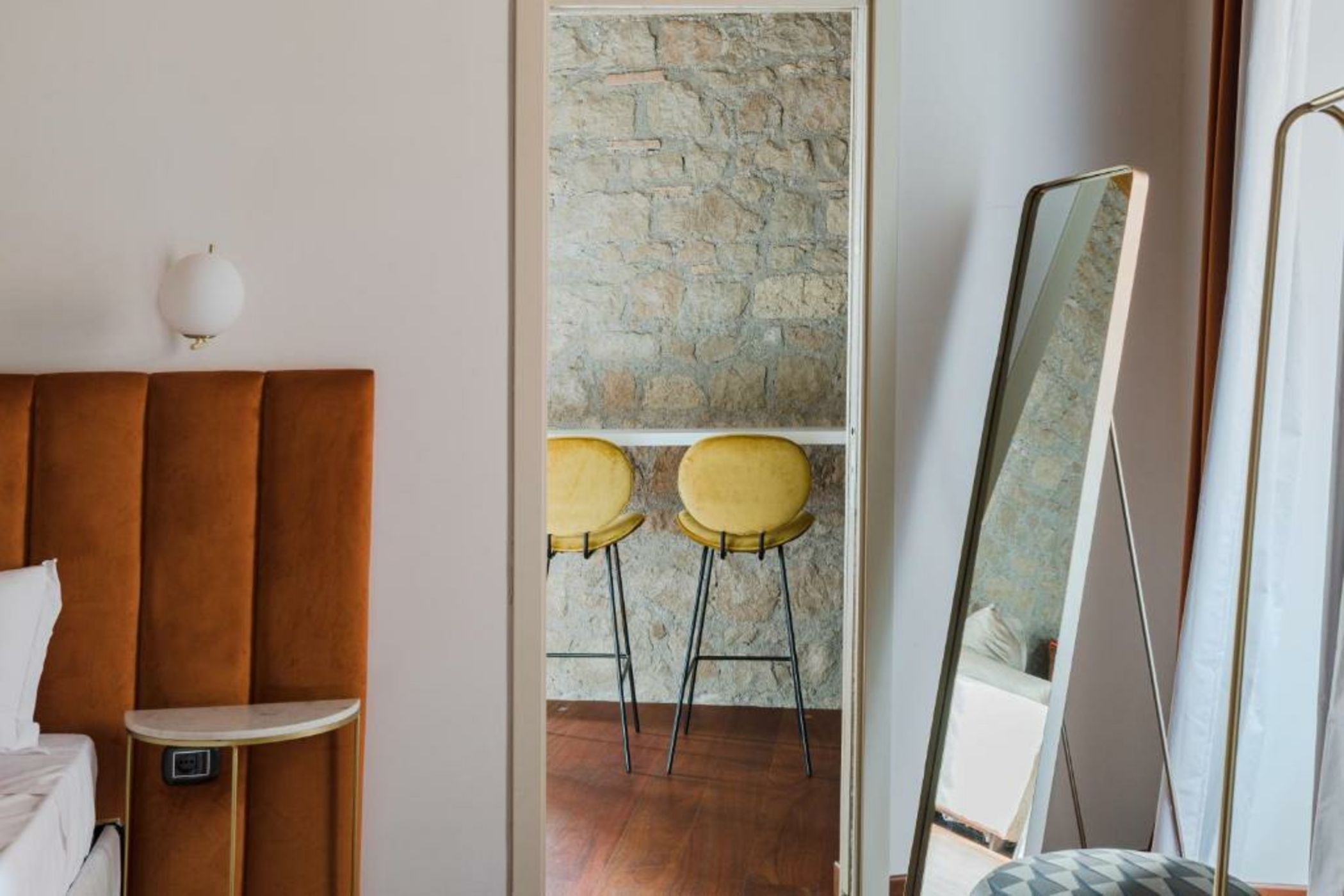 Pantheon Royal Boutique