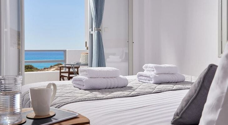 Muses Rooms Milos