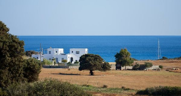 Muses Rooms Milos