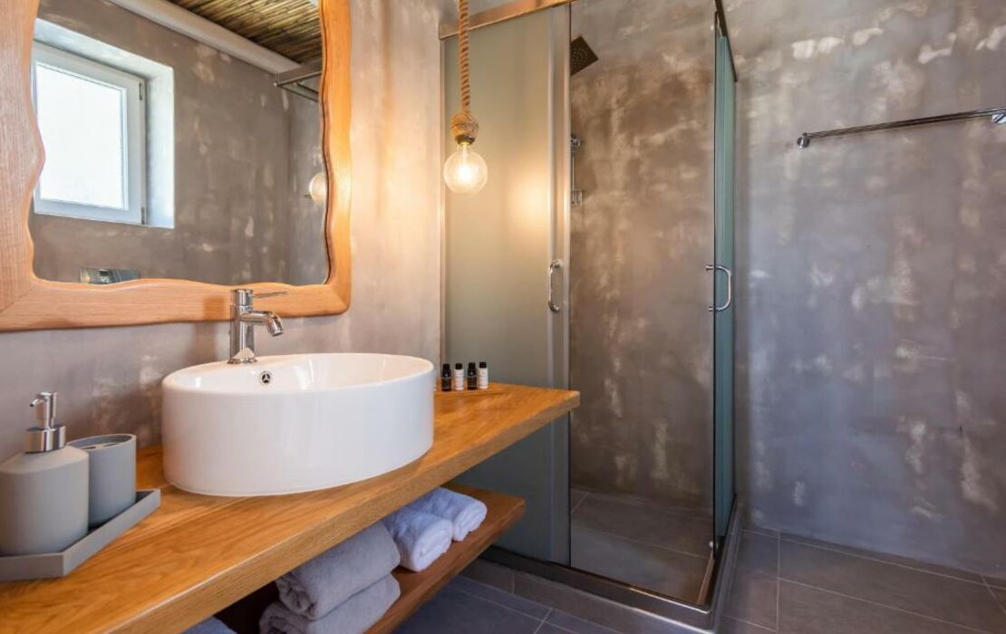 Milesian Suites