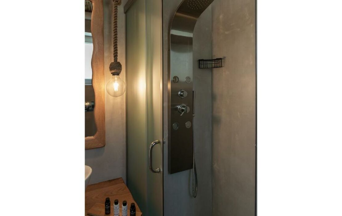 Milesian Suites