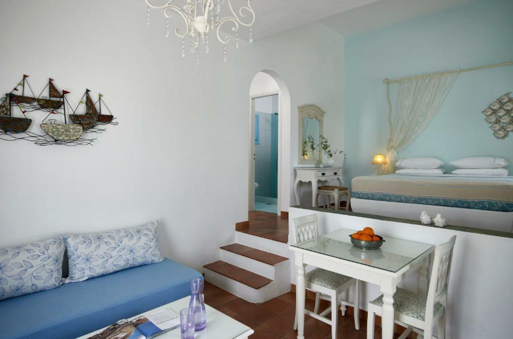Folegandros Apartments