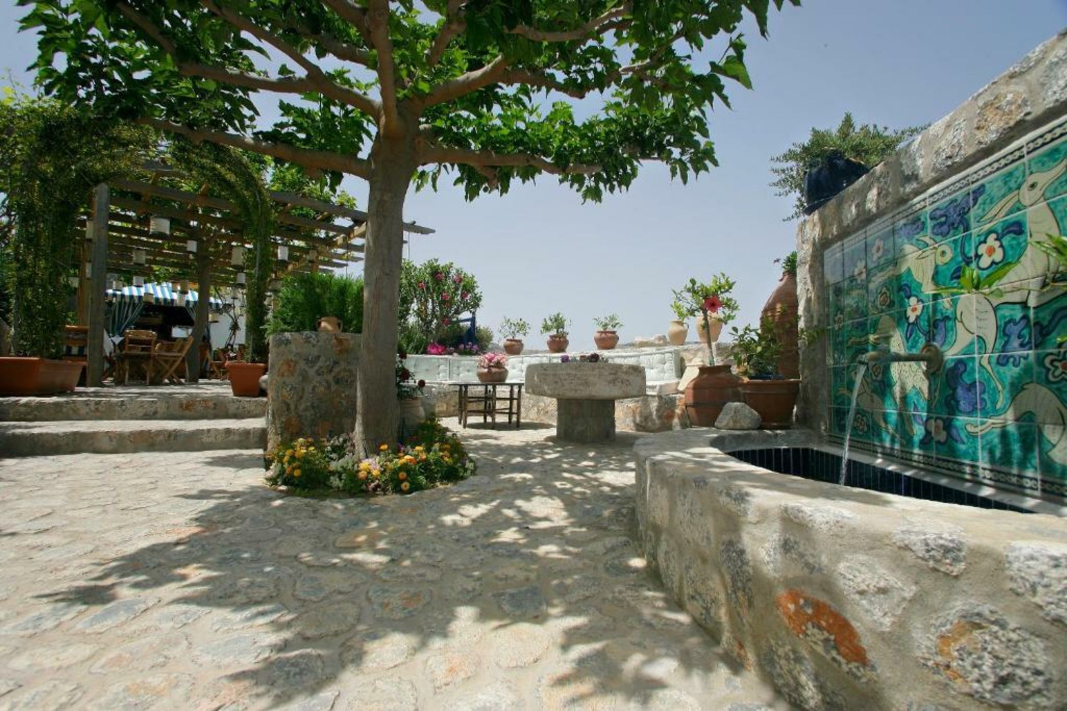 Melenos Art Boutique Hotel