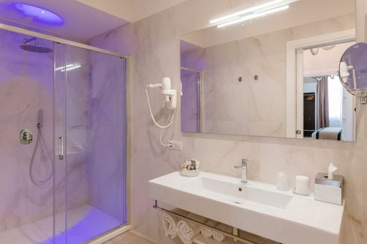 Rhea Silvia Luxury Navona