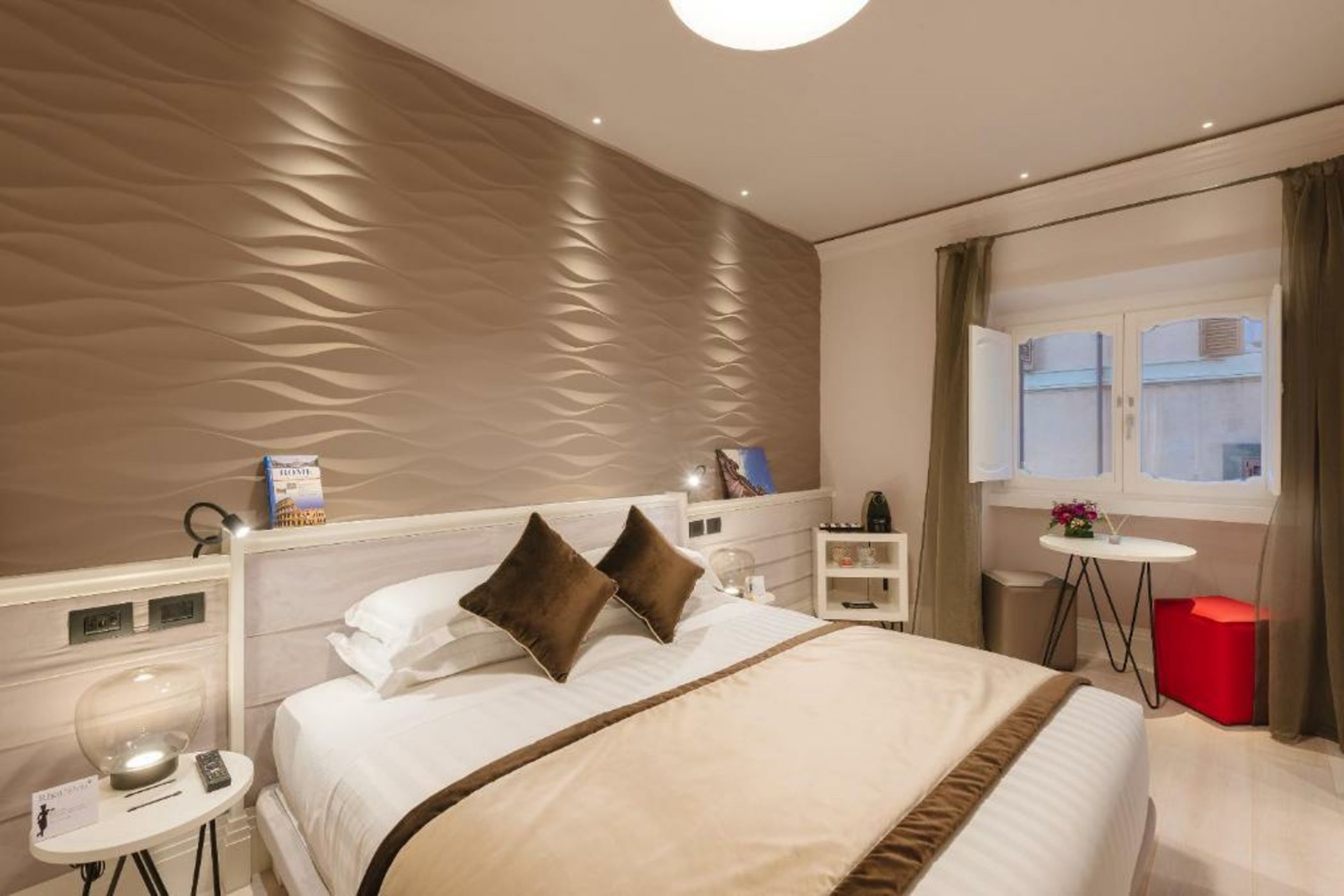 Rhea Silvia Luxury Navona