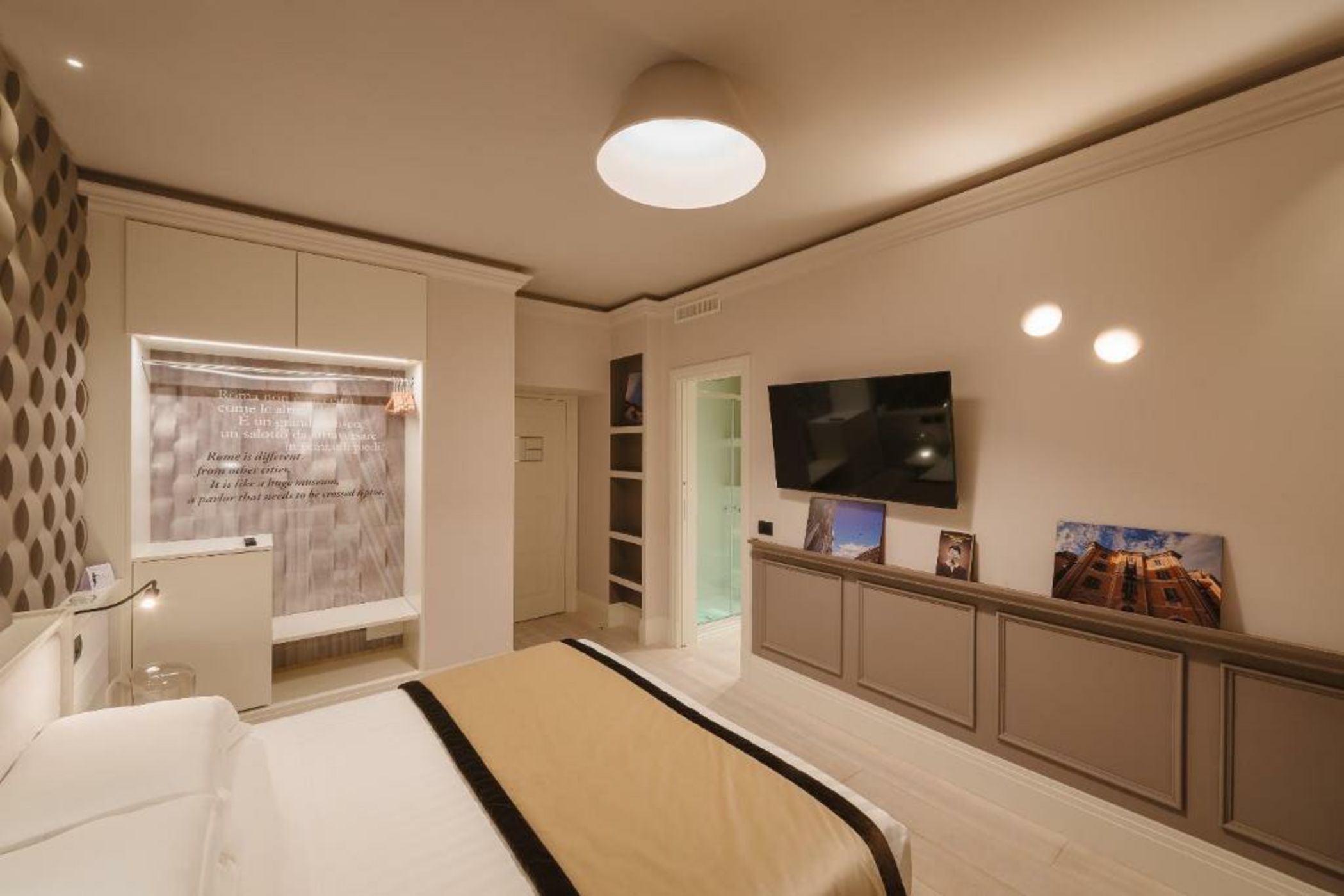 Rhea Silvia Luxury Navona