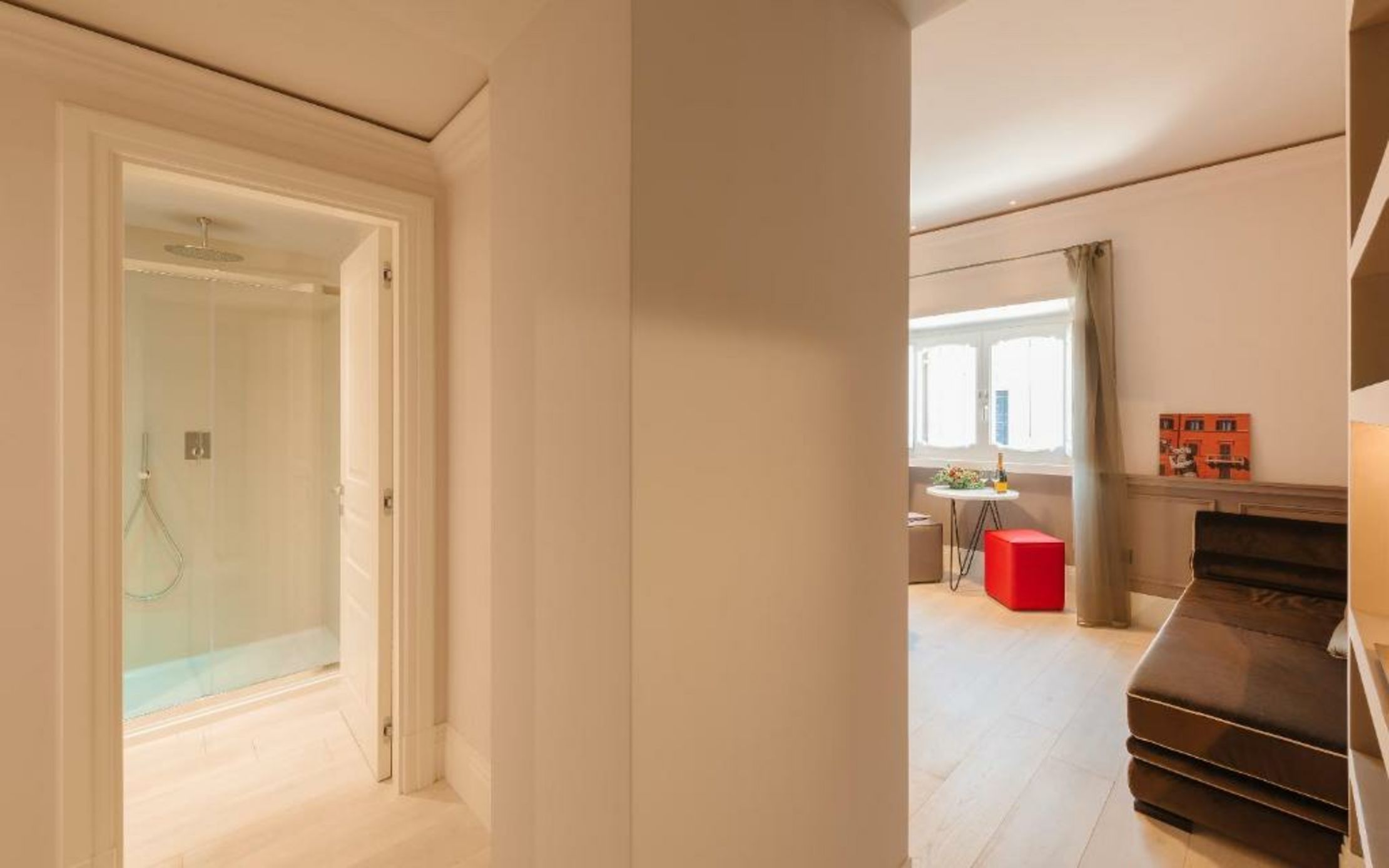 Rhea Silvia Luxury Navona