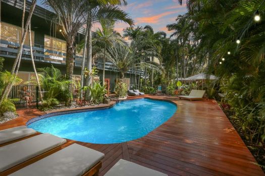 The Palms At Palm Cove