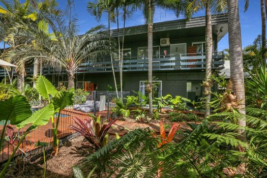 The Palms At Palm Cove