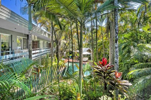 The Palms At Palm Cove