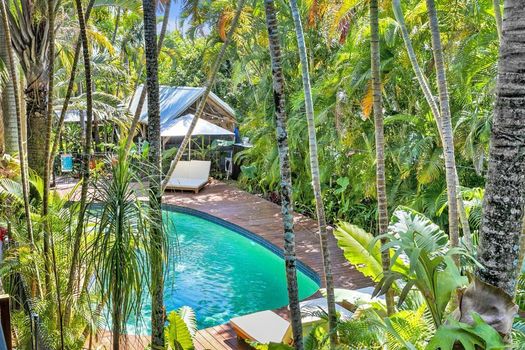 The Palms At Palm Cove