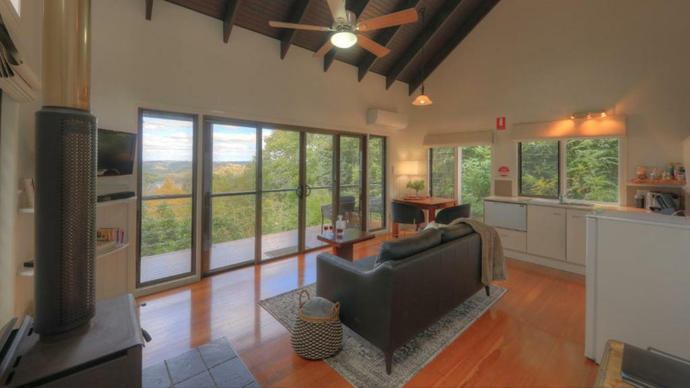 Montville Misty View Cottages