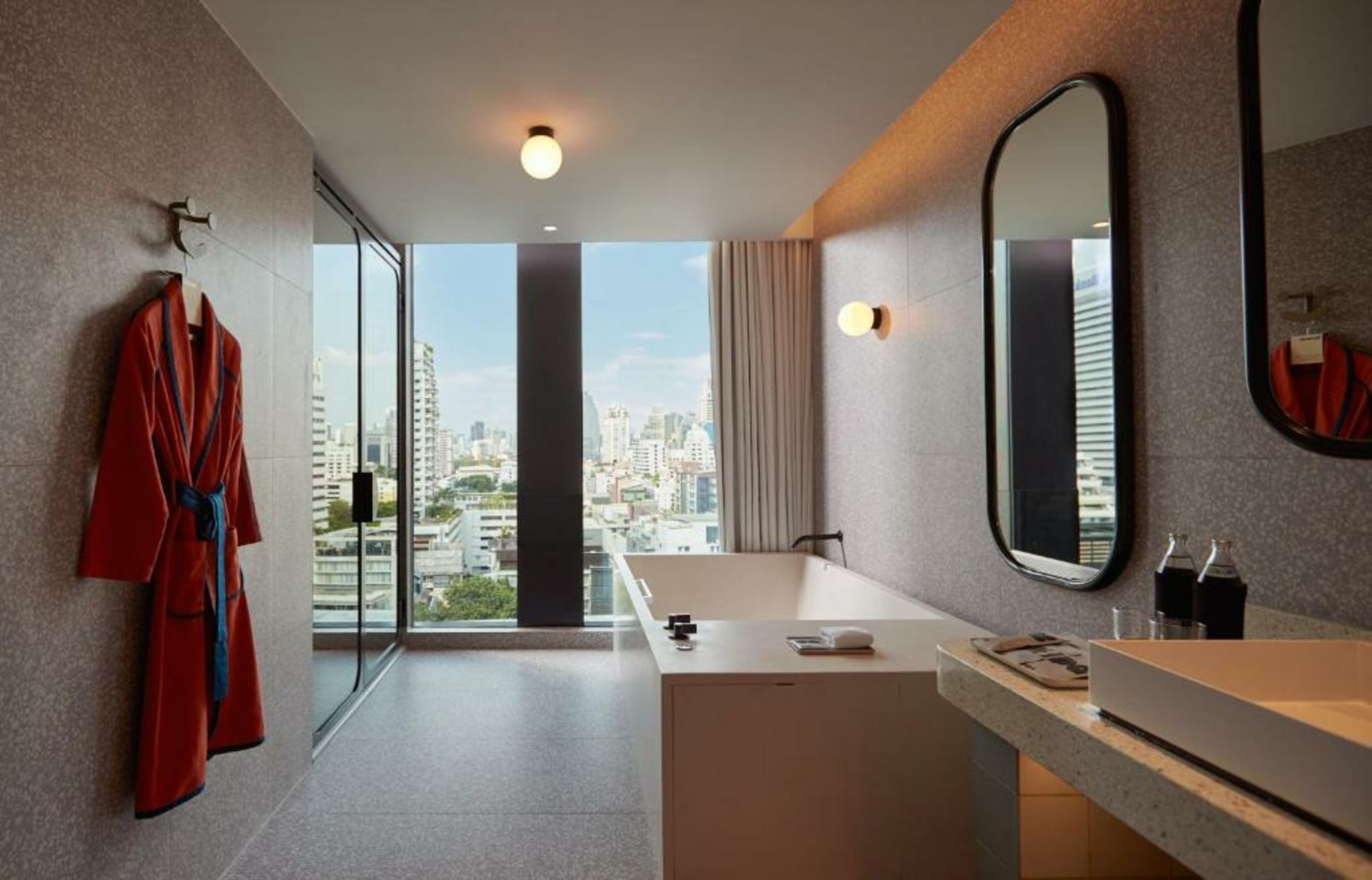 The Standard, Bangkok Mahanakhon