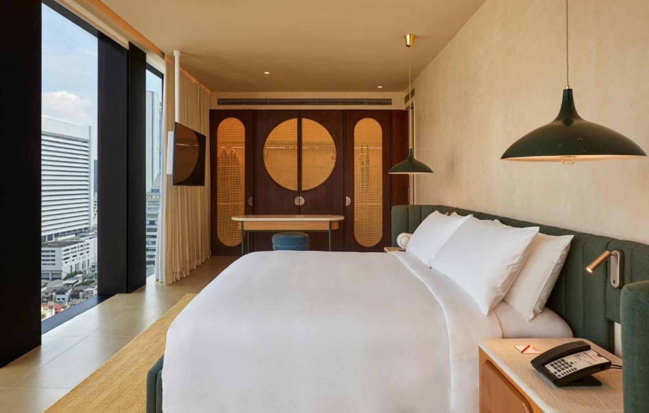 The Standard, Bangkok Mahanakhon