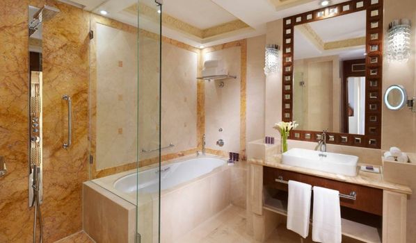 Al Bustan Palace, A Ritz-Carlton Hotel