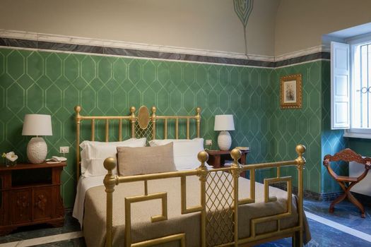 Coclee Suite Palace