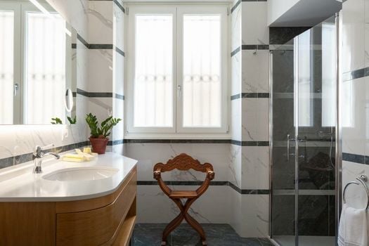 Coclee Suite Palace