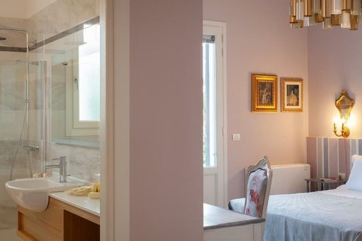 Coclee Suite Palace
