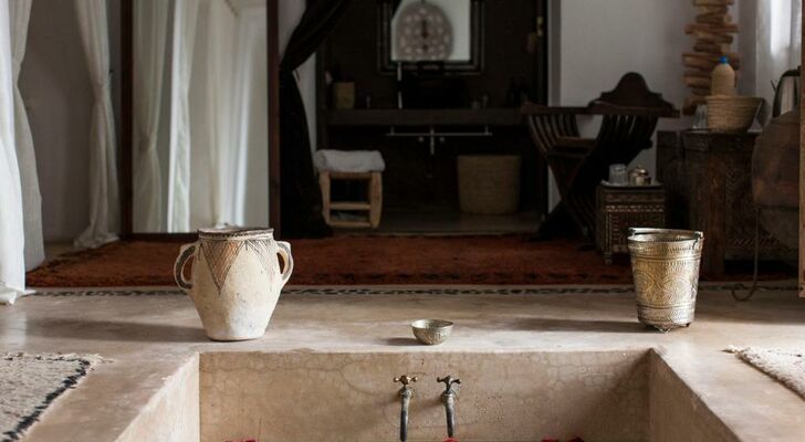 Room in BB - Suite Nomade in luxurious Riad - Marrakech Spa and Massage