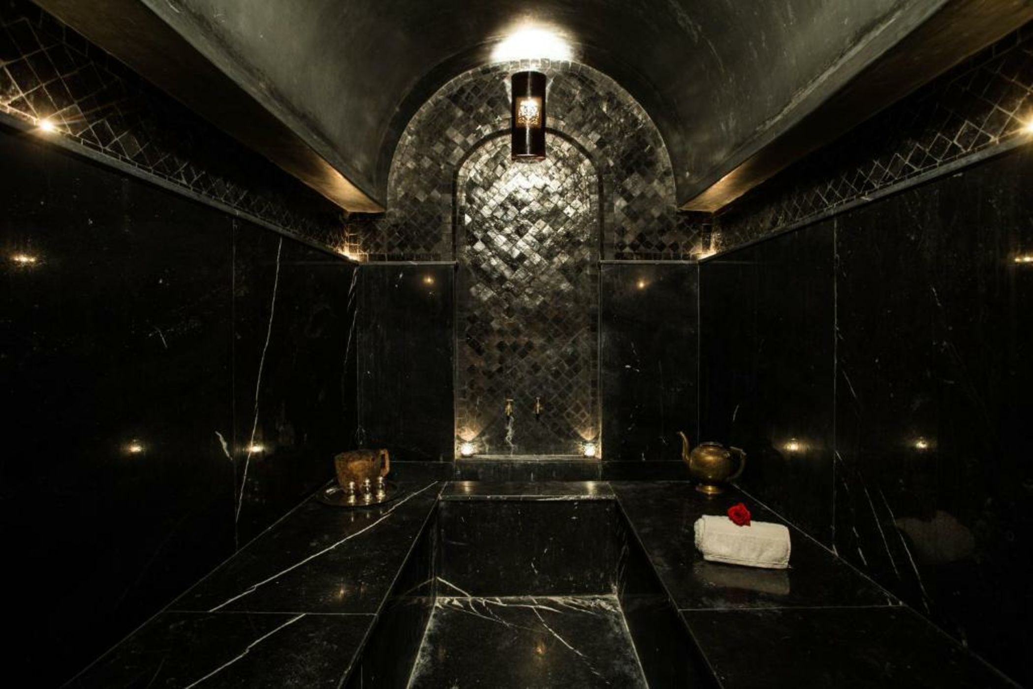 Room in BB - Suite Nomade in luxurious Riad - Marrakech Spa and Massage