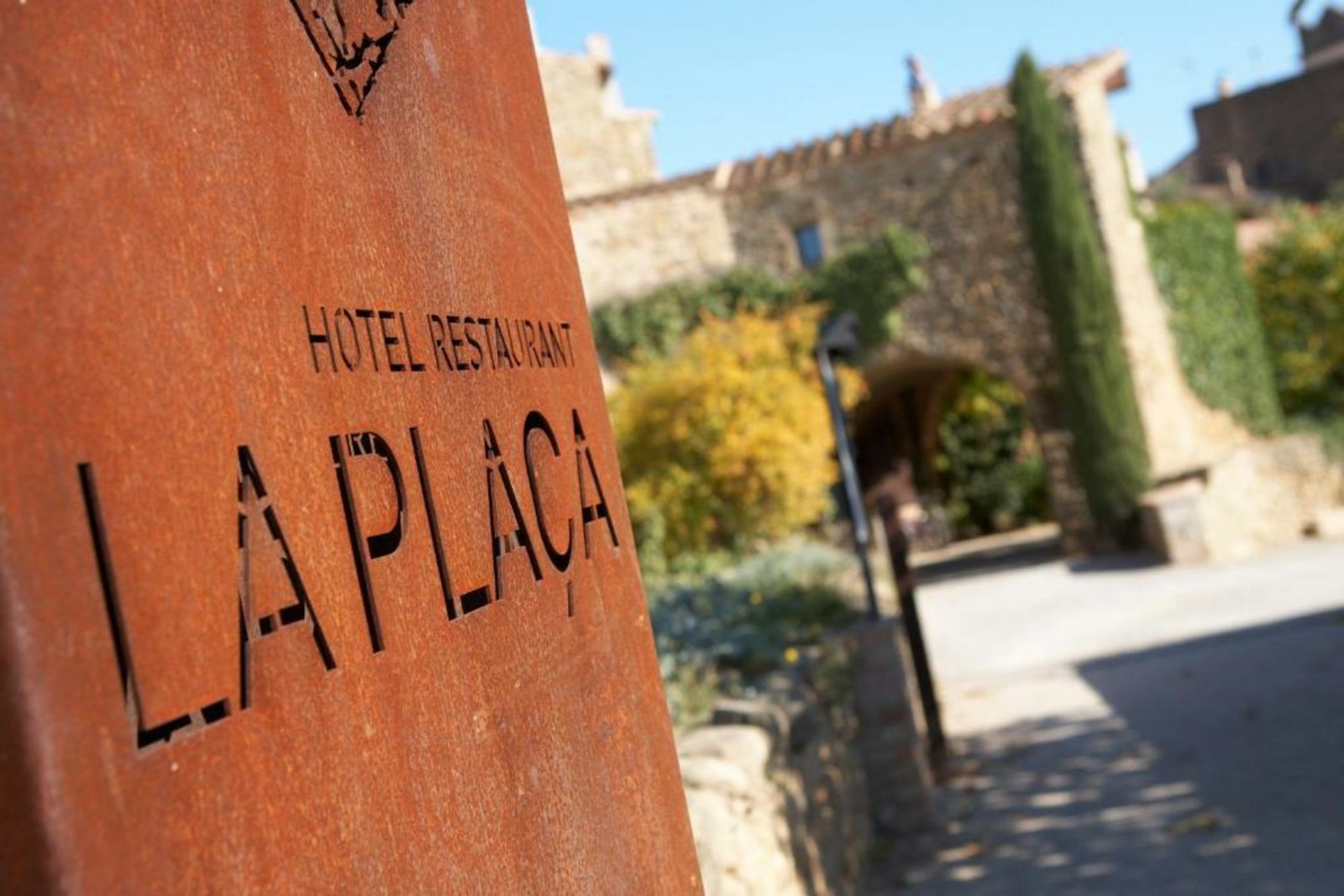 Hotel la Plaça Madremanya