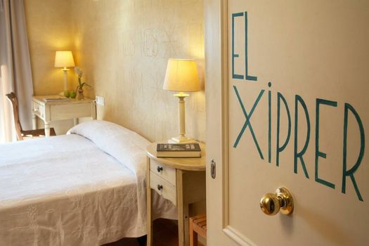 Hotel la Plaça Madremanya
