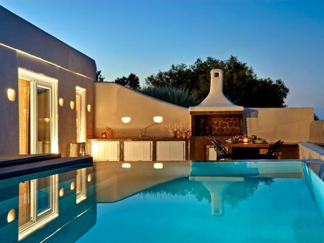 Incognito Beach Villa Santorini
