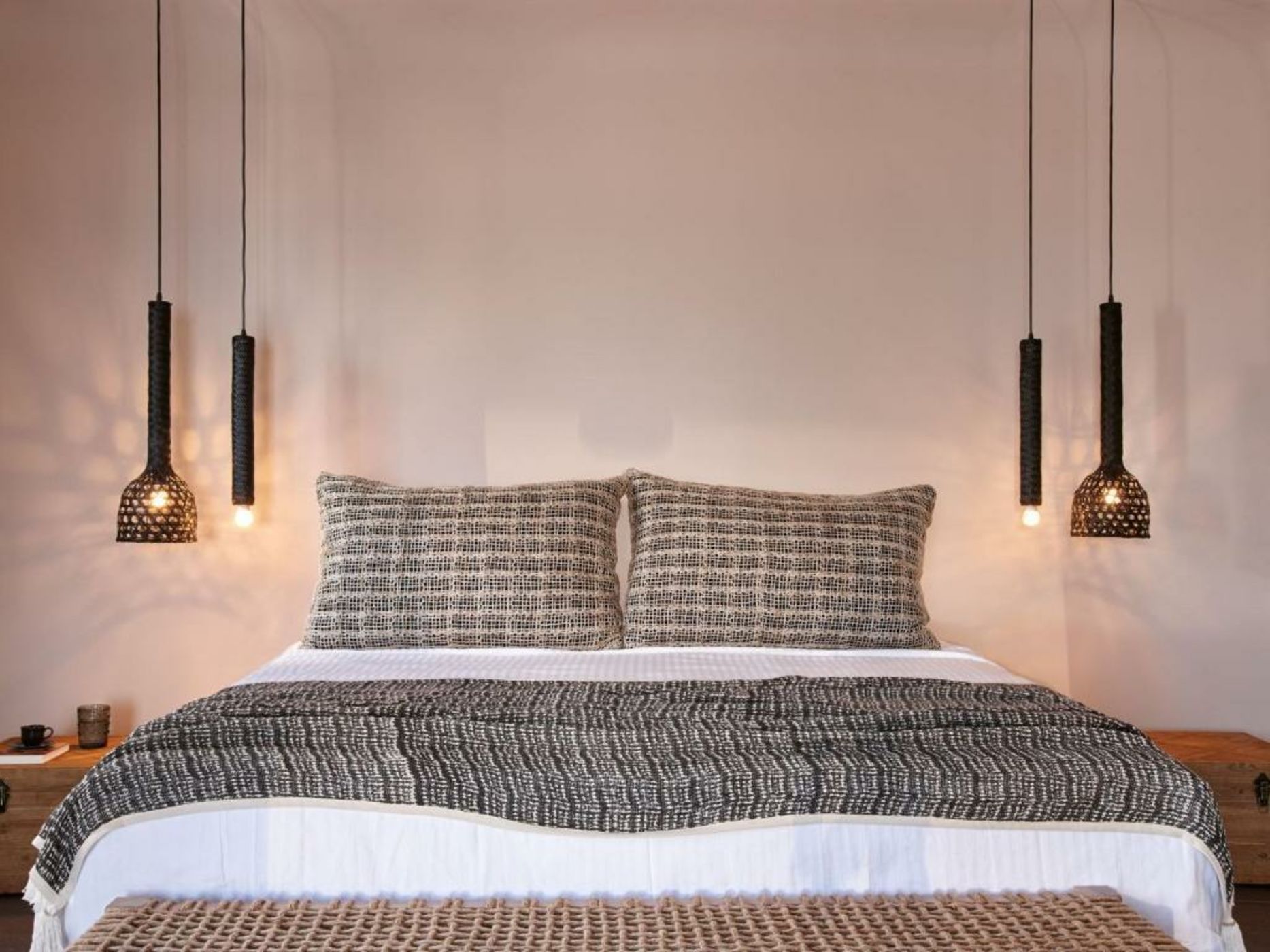 Incognito Beach Villa Santorini