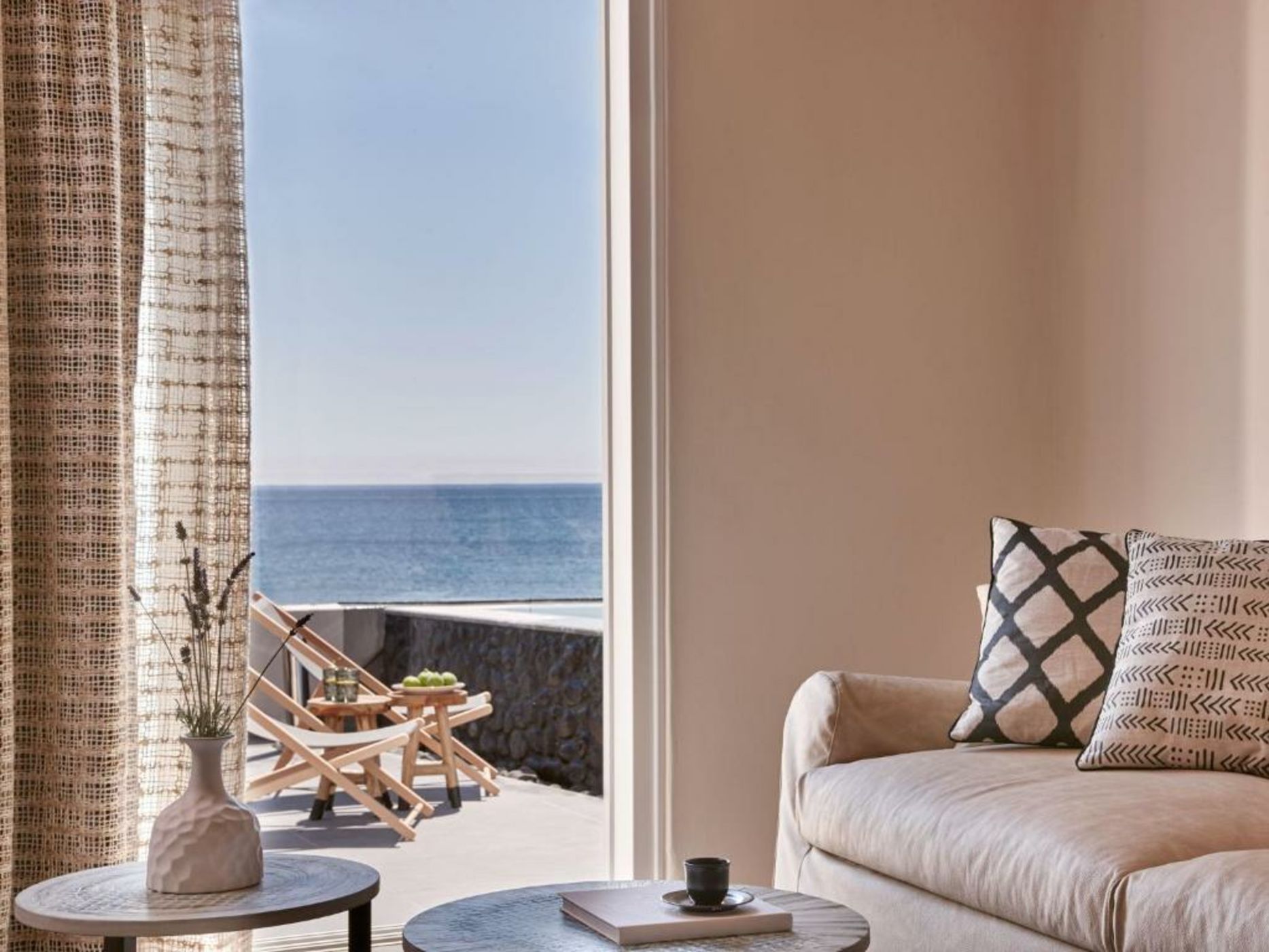 Incognito Beach Villa Santorini