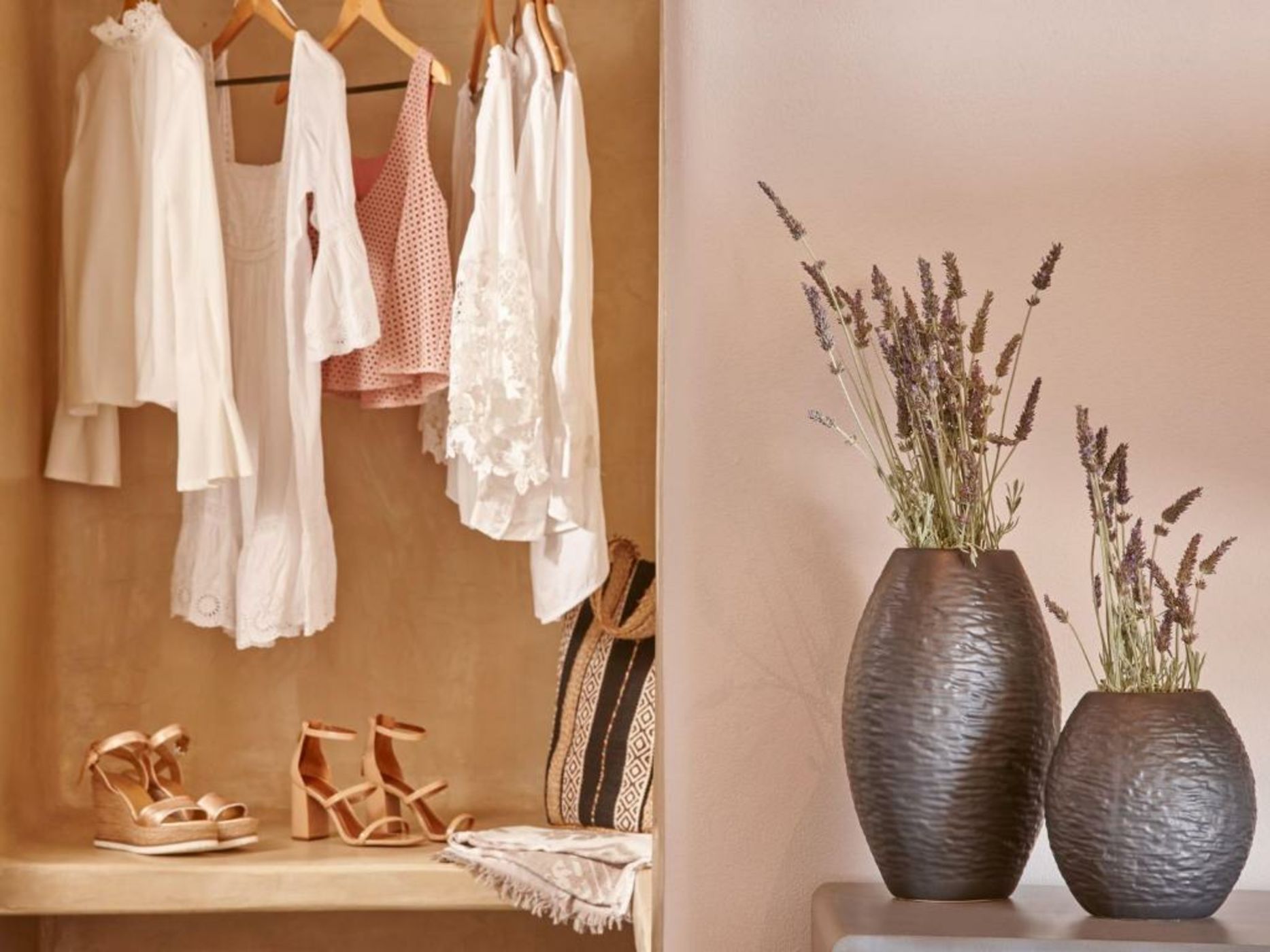 Incognito Beach Villa Santorini