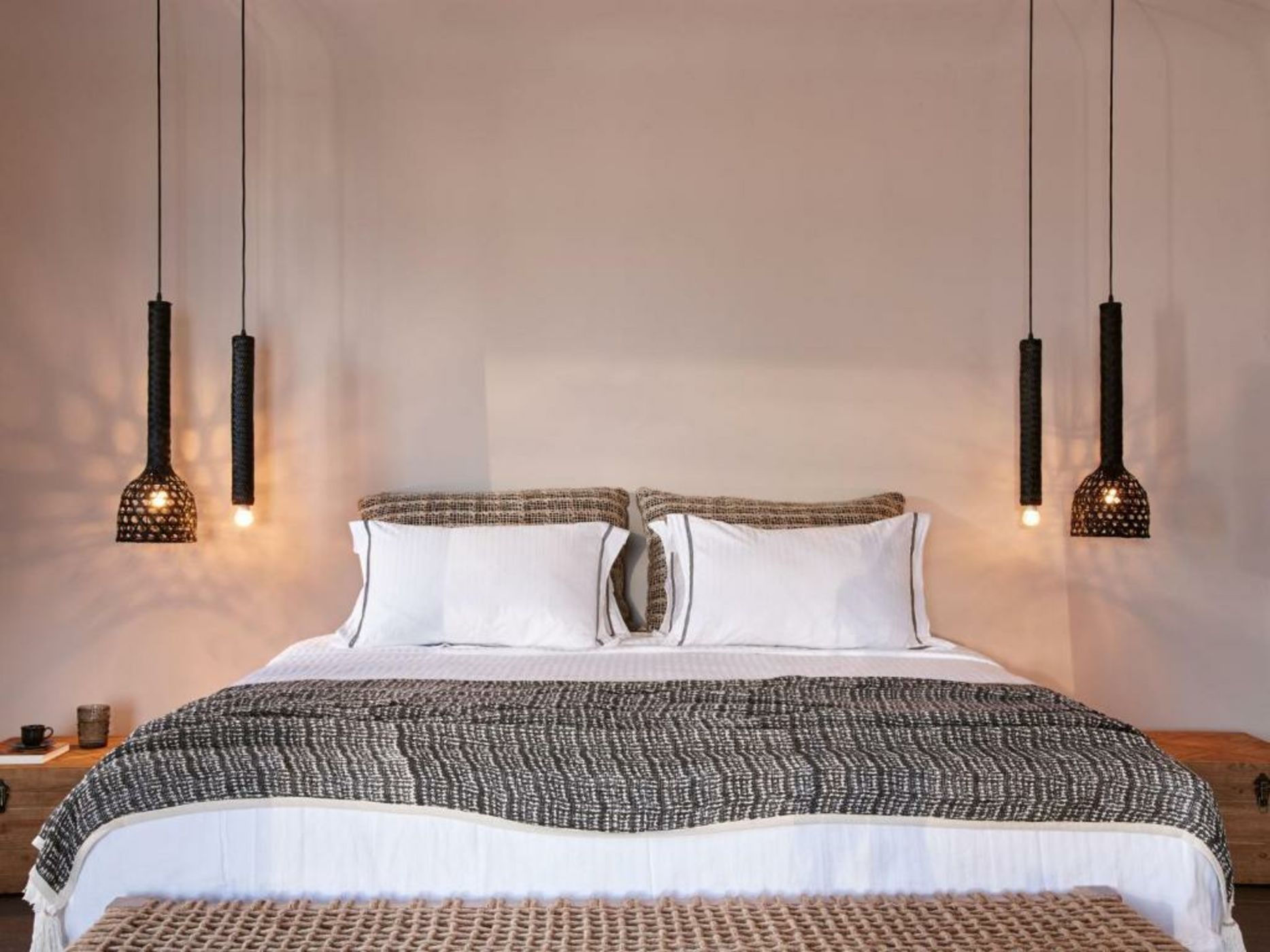 Incognito Beach Villa Santorini