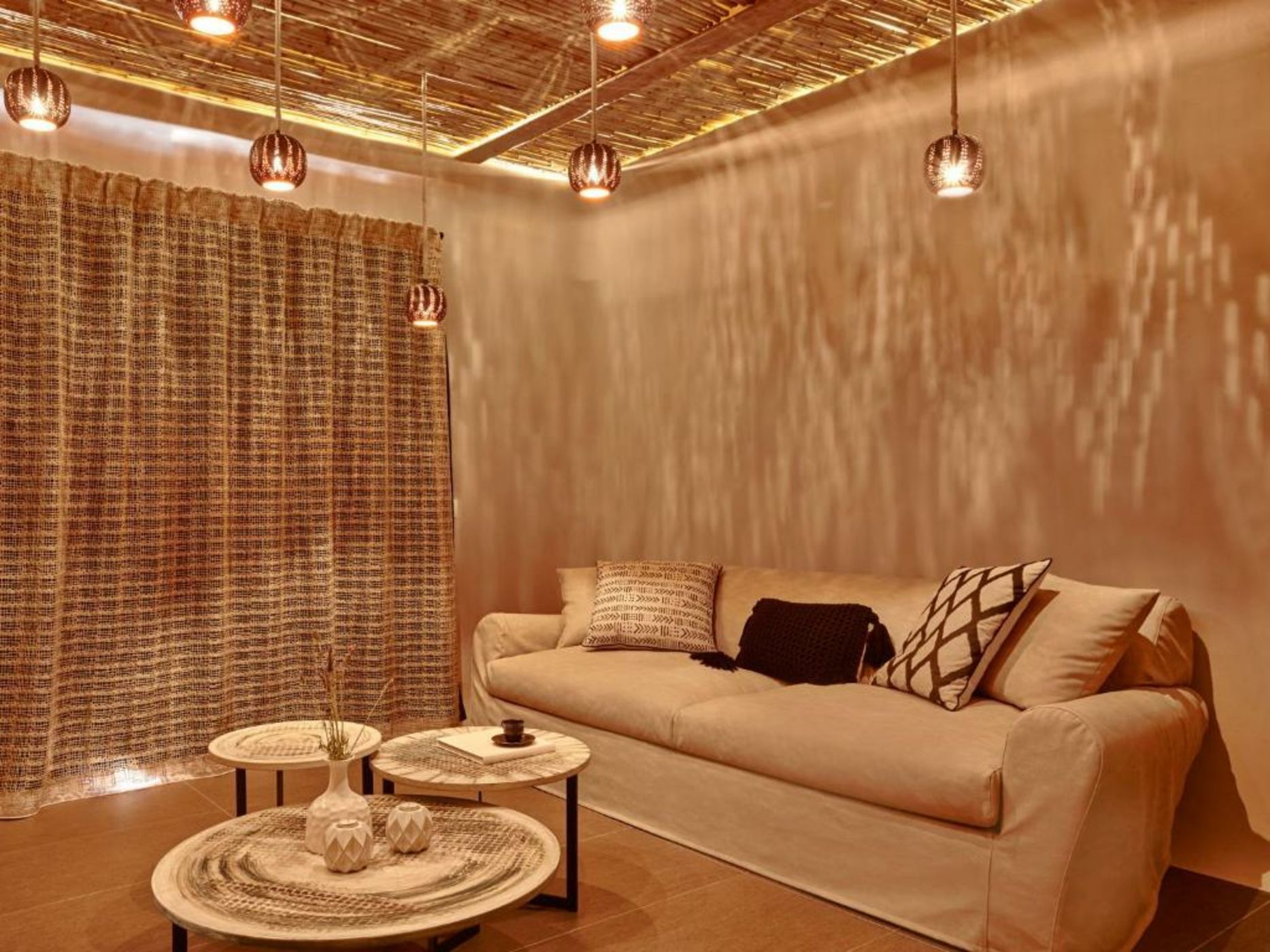 Incognito Beach Villa Santorini