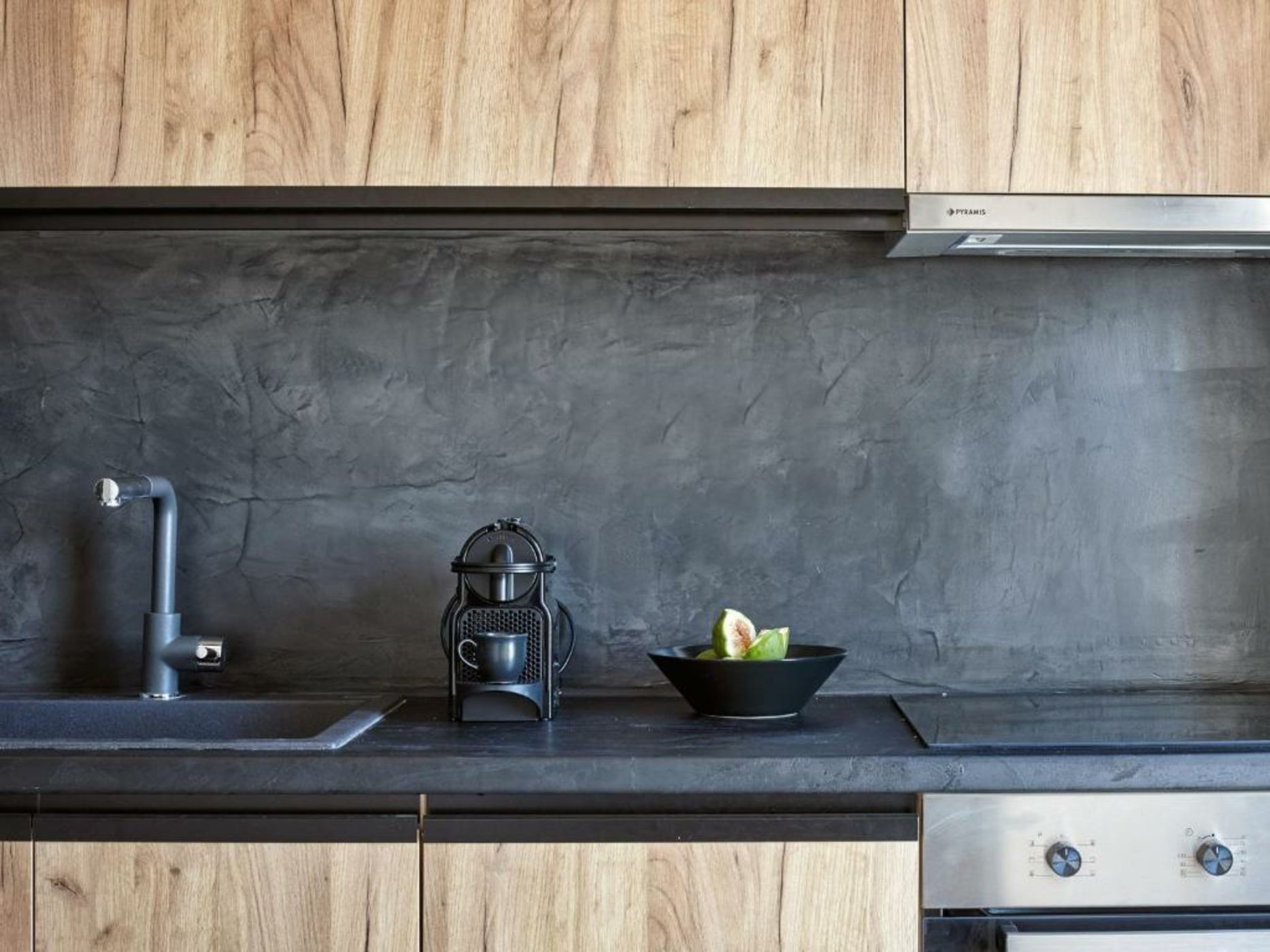 Incognito Beach Villa Santorini