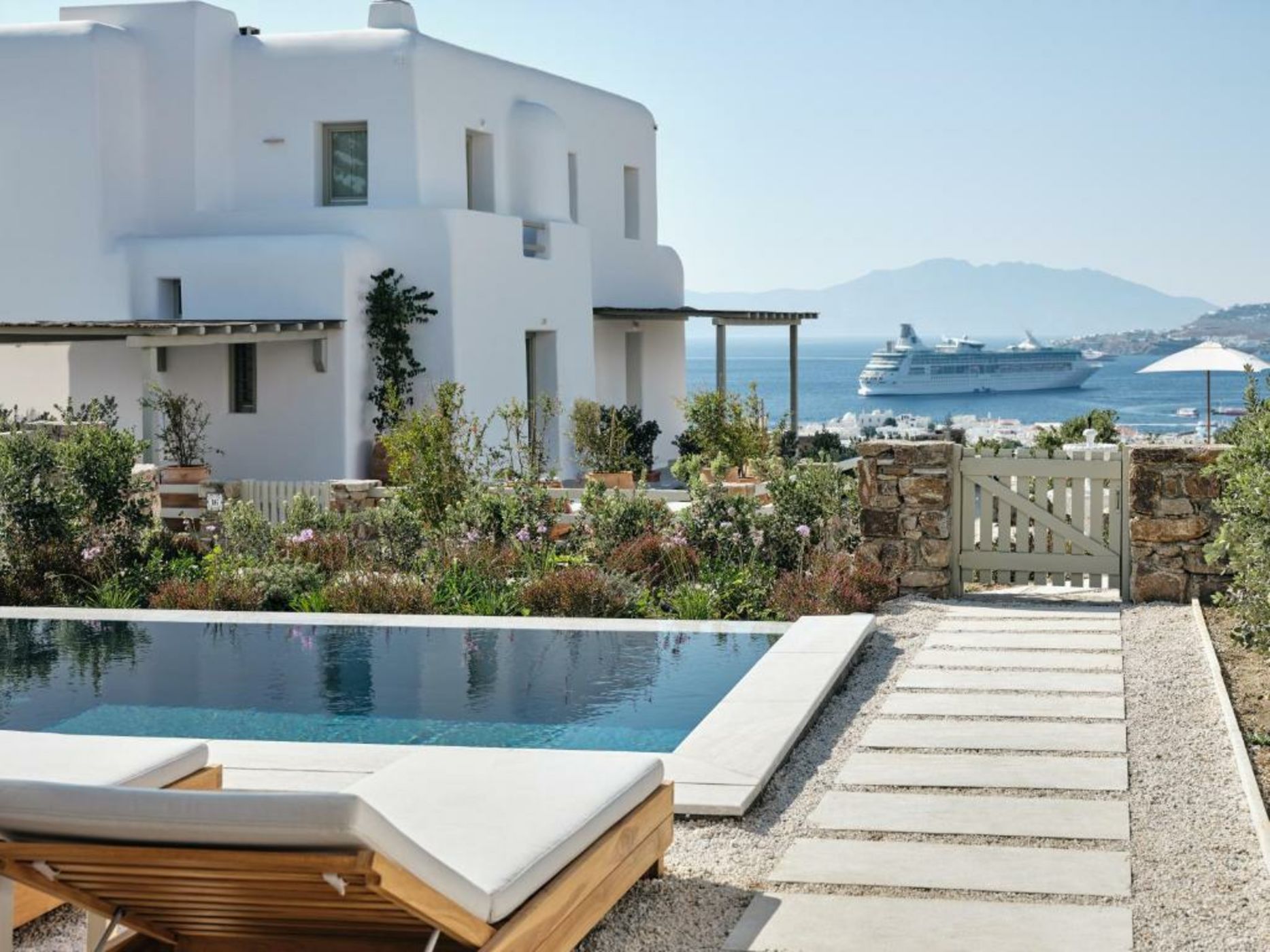 Belvedere Mykonos - Hilltop Rooms & Suites