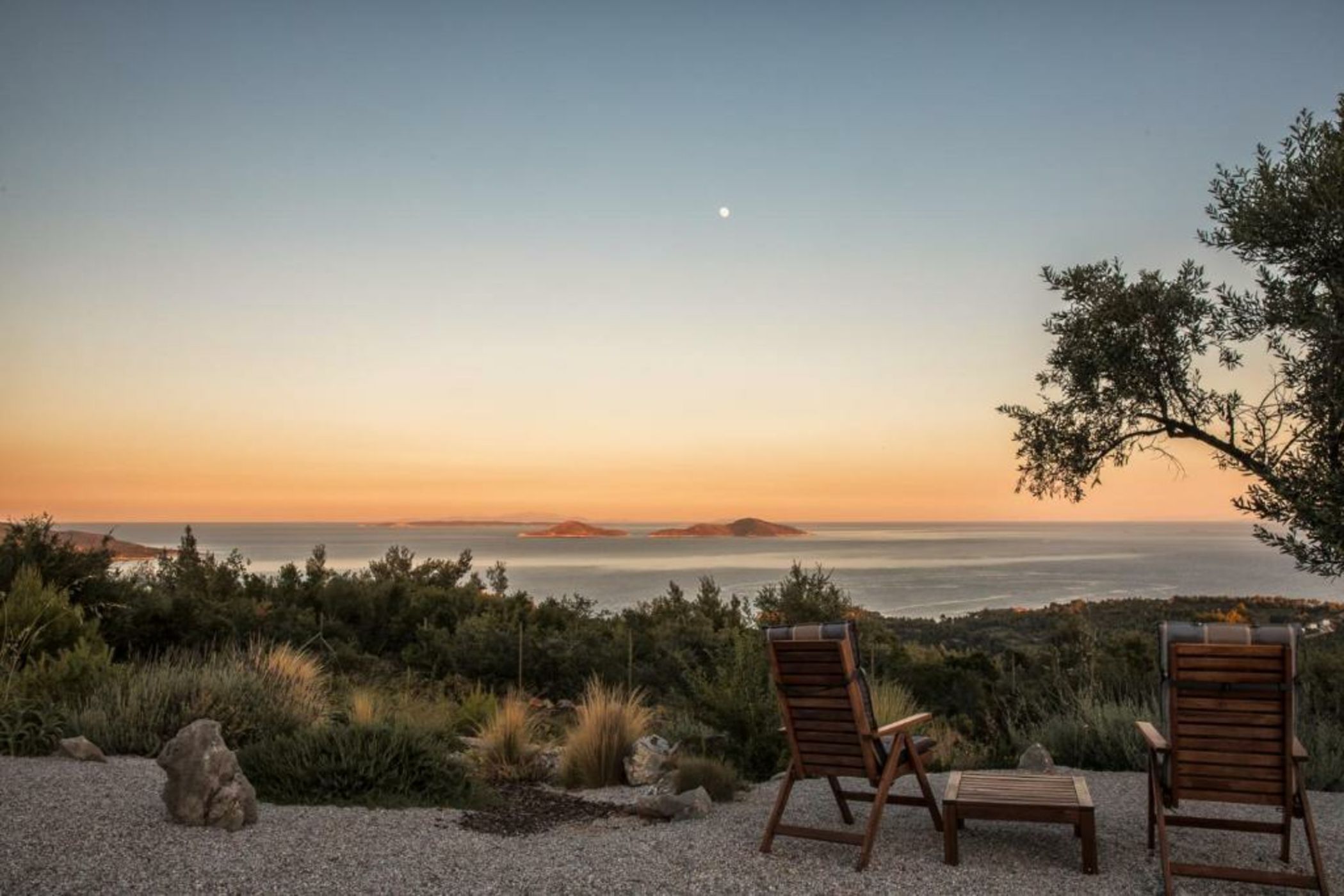 The Infinity 180 Luxury Suites