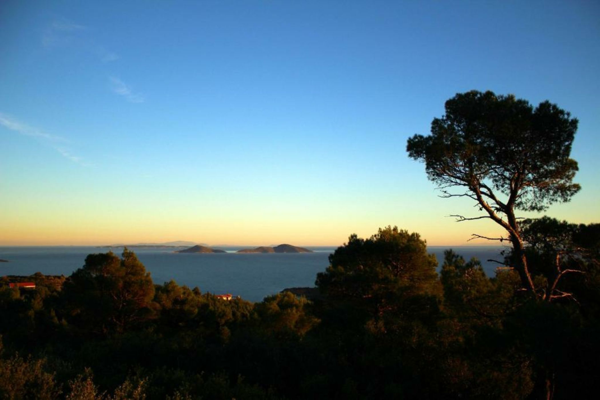 The Infinity 180 Luxury Suites